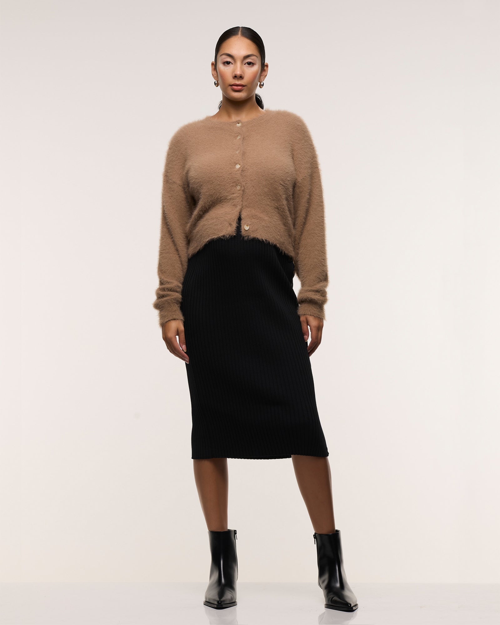 Crepe Buttoned Midi skirt