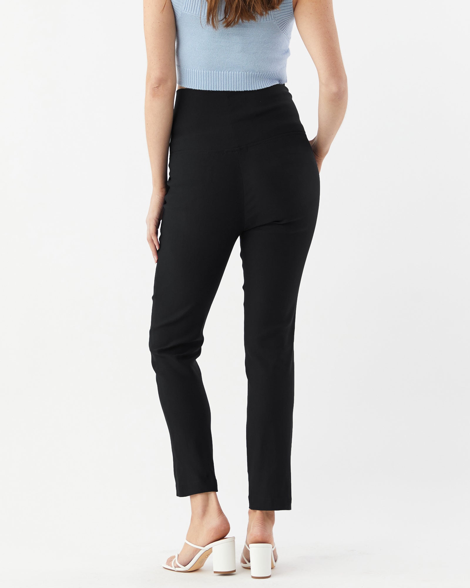 Flora Skinny Capri Maternity Pant