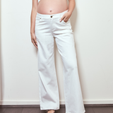 Relaxed Wide Leg Jeans