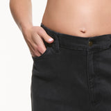 Relaxed Wide Leg Jeans