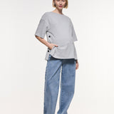 Relaxed Wide Leg Jeans